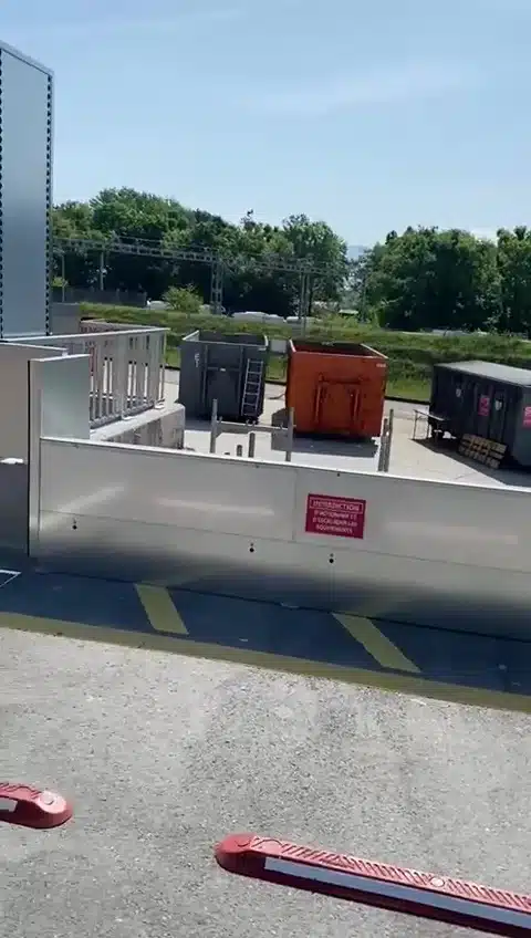 Banque de déchargement TECHSLIDE - CHANAT (SUISSE)